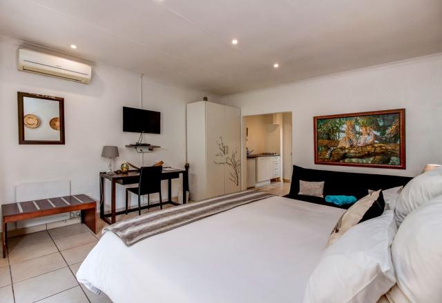 Leopard Room